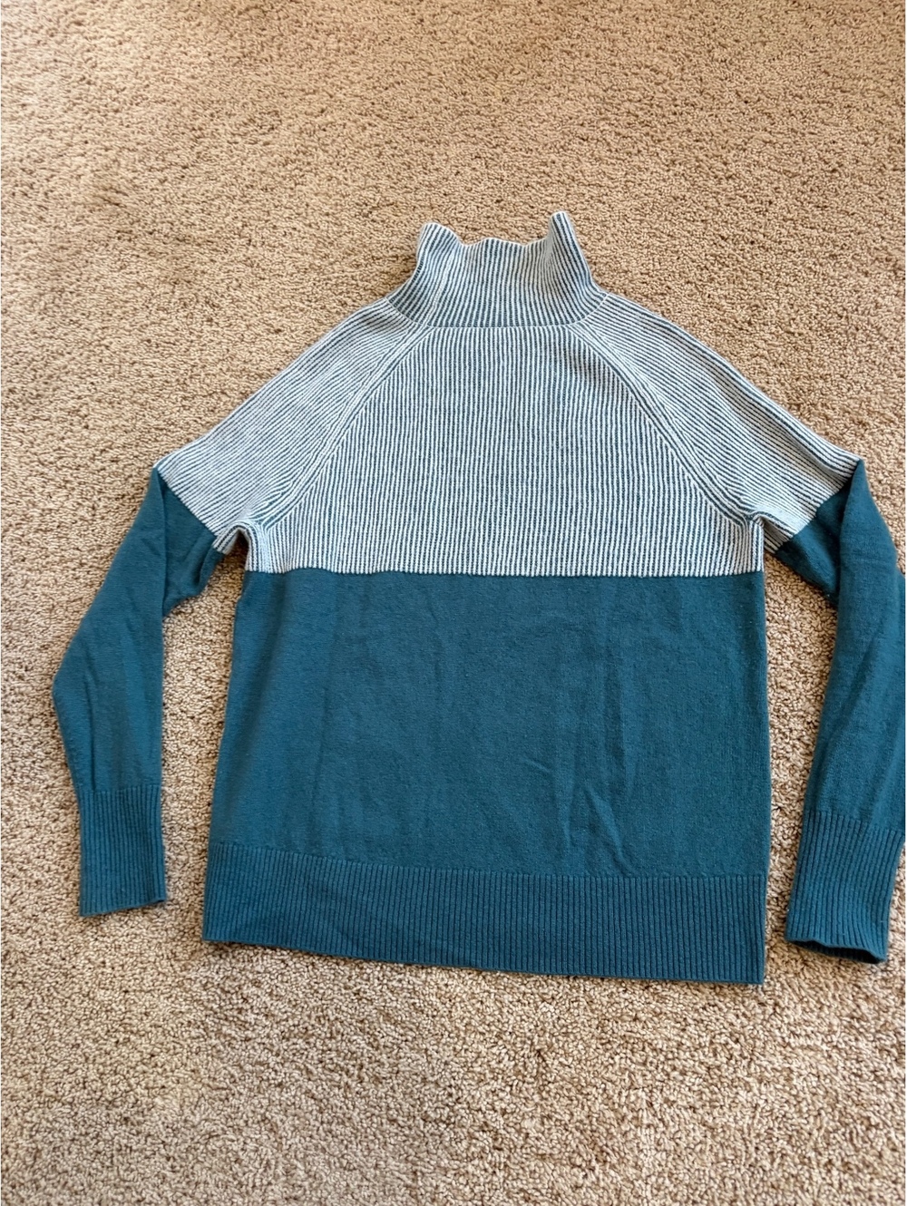 Summersalt The Luxe Cashmere Merino wool Two-Tone Sweater Medium Teal cream